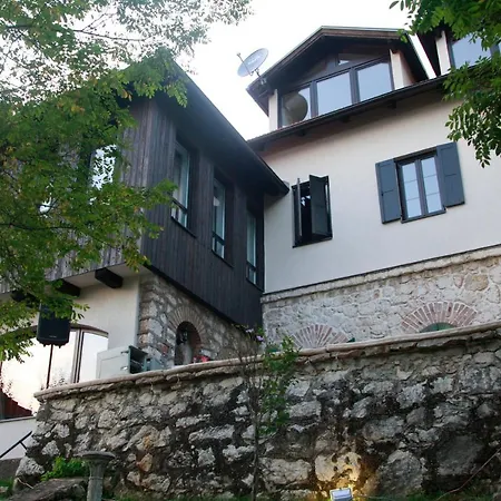 Atelier Πανσιόν Σαράγεβο