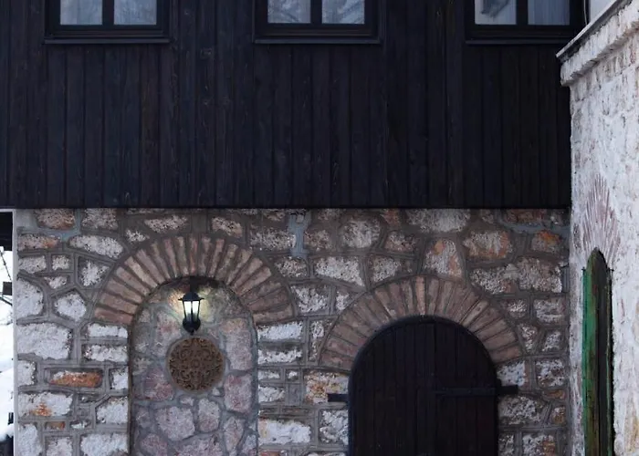 Atelier Guest house *